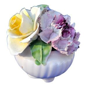 VTG Flower Box Sculpture